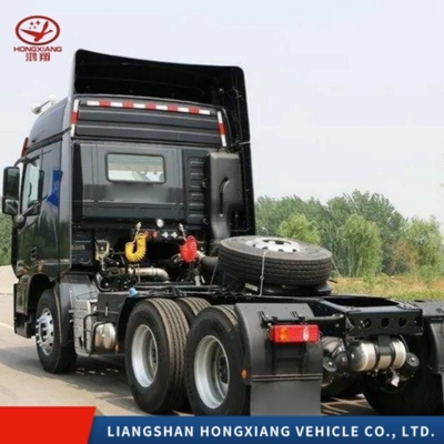 90t 6*4 Traktoren Lkw Antrieb Typ Xga4250d3wc Sitzplätze ≤5 Fensterhandbuch Xga4250d3wc