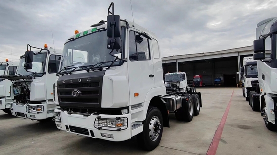 25 Tonnen schwerer Lkw mit Anhängerkopf/Lkw mit Traktorkopf/Lkw mit Traktorkopf/HOWO-Lkw/Schwerlastwagen mit 1 GCC-zertifiziertem Reifen