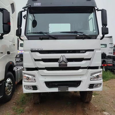 8.2 Tonnen Maximaldrehmoment Sinotruk HOWO 10 Räder 371 PS Traktor Lkw Anhängerkopf