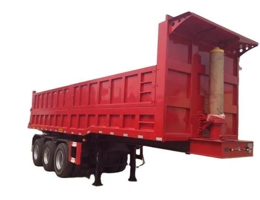 Transport von Zementpulver in Schüttgut mit schweren Dreiachsen-Dumper-Tipper-Semianhängern