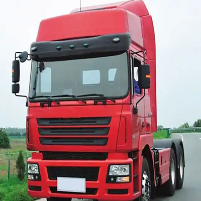 Chinesischer Chenglong H7 4X2 Traktor mit 8,2 Tonnen Lastkapazität und GCC-Zertifizierung