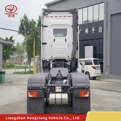 Sinotruck HOWO Traktorkopf-Lkw mit 6×4 Antriebsrad und Anpassung