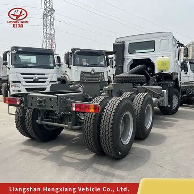 8L-Traktor-Zylinder-Lkw mit manuellem Fenster und Kraftstoffbehälter