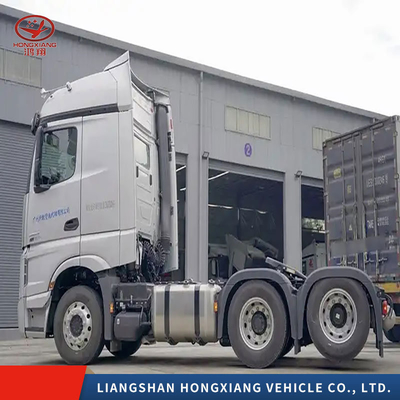 ECE-zertifizierte 8,2 Tonnen HOWO Lkw- oder Traktor-Lkw-Kopfanhänger mit ECE-Reifenzertifizierung