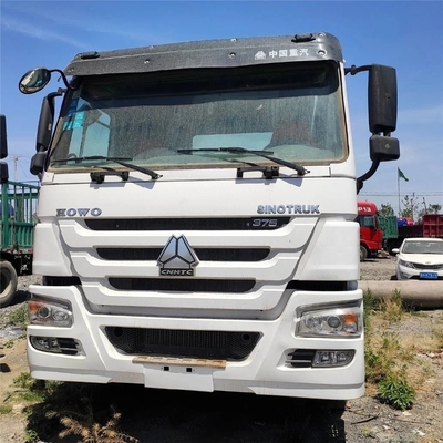 6X4 430 PS Traktorlastwagen Sinotruk HOWO A7 T7 Automatisches Getriebe Traktorkopf mit 1