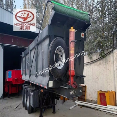 Flachbett-Semi-Anhänger mit einer Kapazität von 60 Kubikmetern und hydraulischem Rücken-Tipper-Dump
