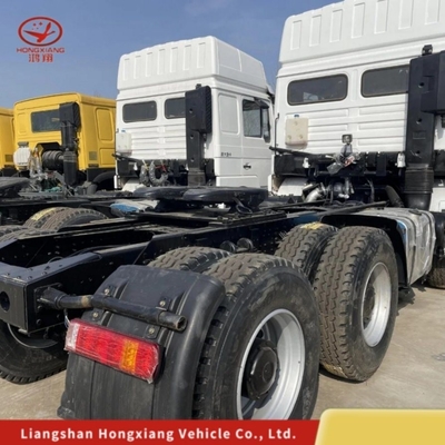 GCC-zertifizierter HOWO T7 LNG CNG Kaskadenanhänger Traktor-Lkw mit einer Motorkapazität&gt; 8L