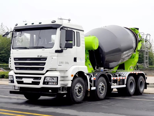 6x4 Antriebsmodus Selbstladen Betonmischfahrzeug mit Pumpe bei besten 12,00r22,5 Reifen