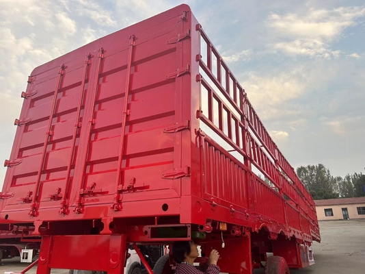 Sicherer Transport Halbanhänger mit 3-Achsen-Zaun Kreuzarm-Typ Tread 1820mm