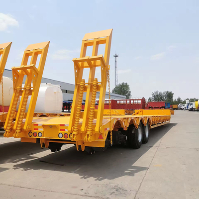 3 Achsen 60t Lowboy Anhänger Fußboden 2240mm Landebein Handbuch für den Transport von Semi-Anhängern