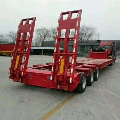 12 Meter lang, 2 Achsen, 40 Tonnen schweres Fahrzeug, niedriges Flachbett-Ladegerät, Lowboy-Anhänger mit Rampen