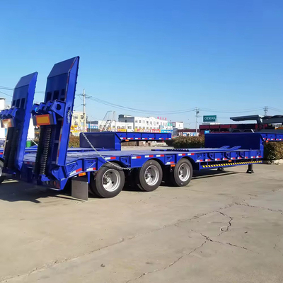 Schwerlastfahrzeuge Transport Lowboy 100 Tonnen 4 Achsen Halbanhänger mit Eisenkörper