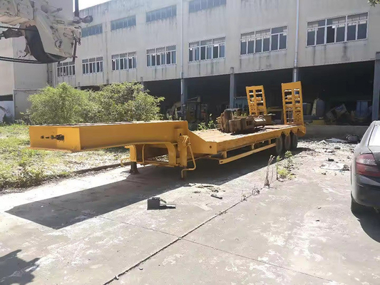 Anpassbares Doppel-Drei-Achse 40FT Flatbed-Chassis Halbanhänger mit Flatbed-Design